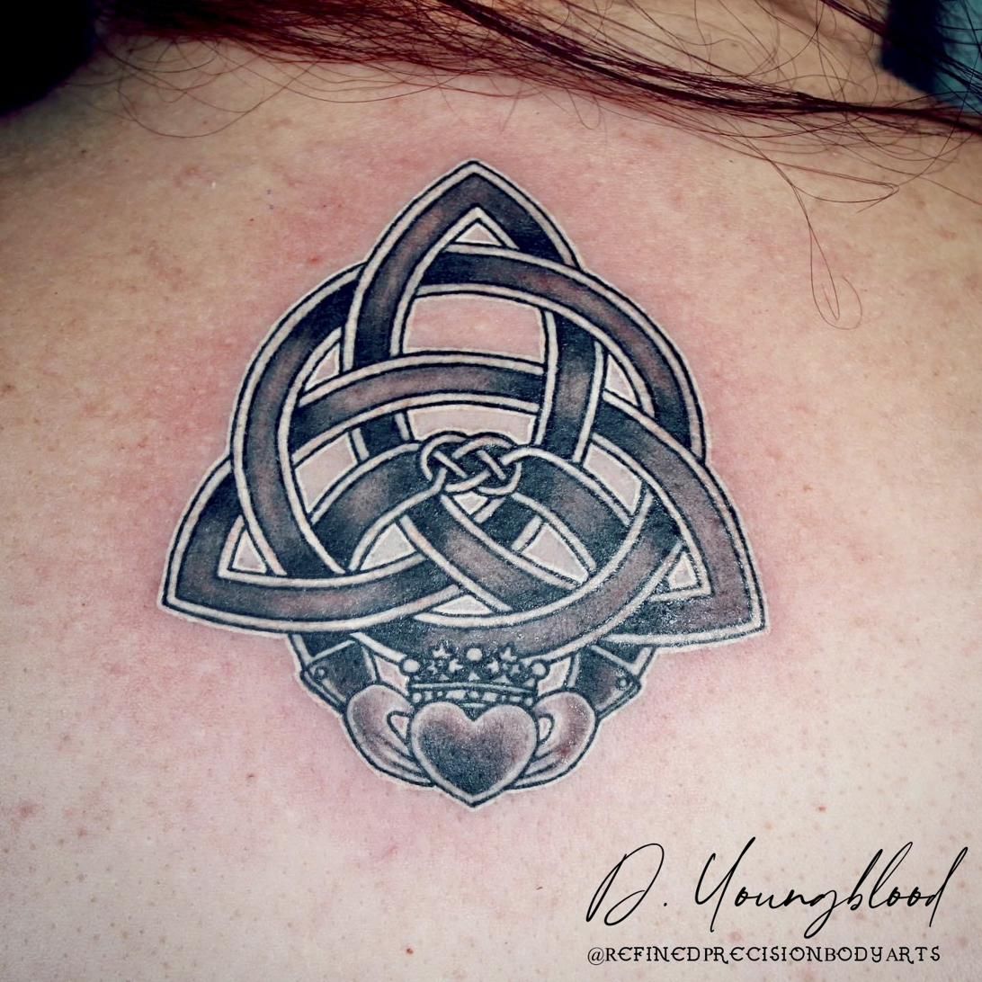 Triquetra and claddagh